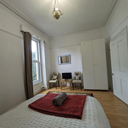 Ensuite Basic Room Budget Sketty 5 Swansea Buitenkant foto