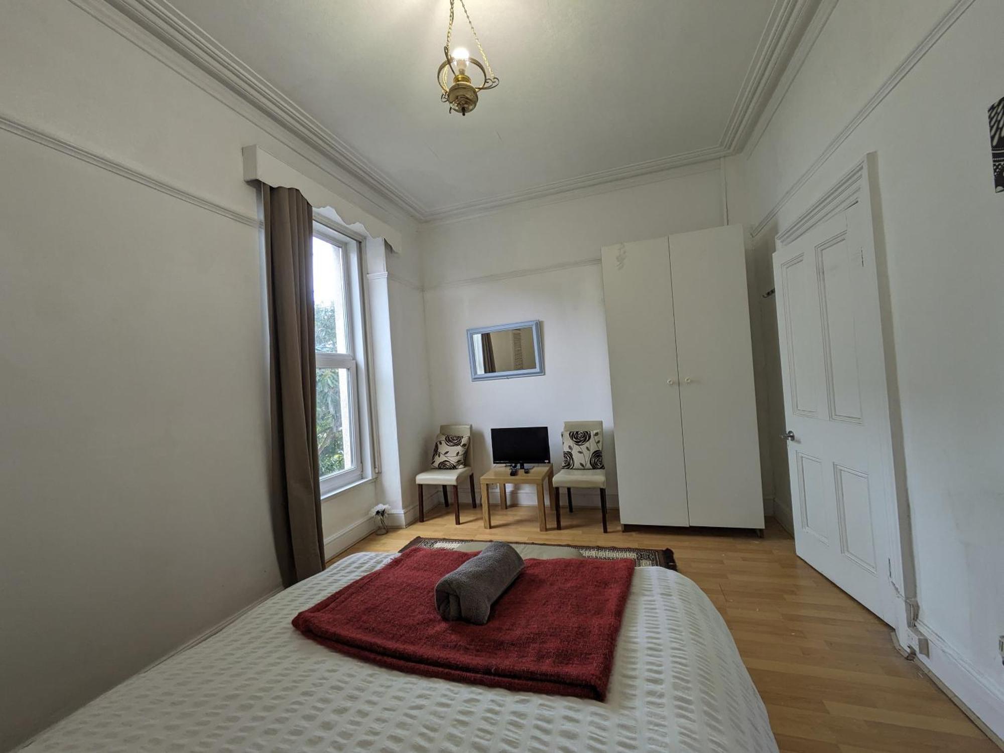 Ensuite Basic Room Budget Sketty 5 Swansea Buitenkant foto