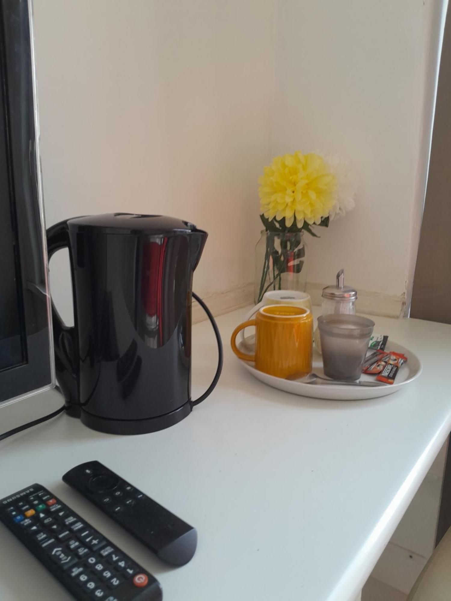 Ensuite Basic Room Budget Sketty 5 Swansea Buitenkant foto